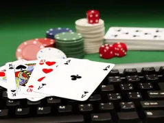 Poker: Aprende a ganar jugando desde casa